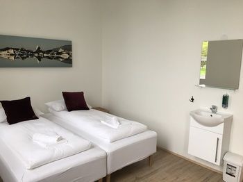 Welcome Riverside Guesthouse Хелла Экстерьер фото